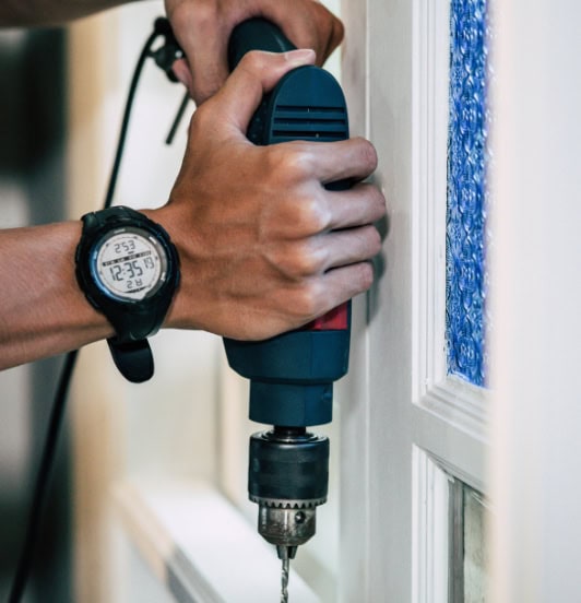 Hausbetreuung-Reparaturen im Innen- und Außenbereich